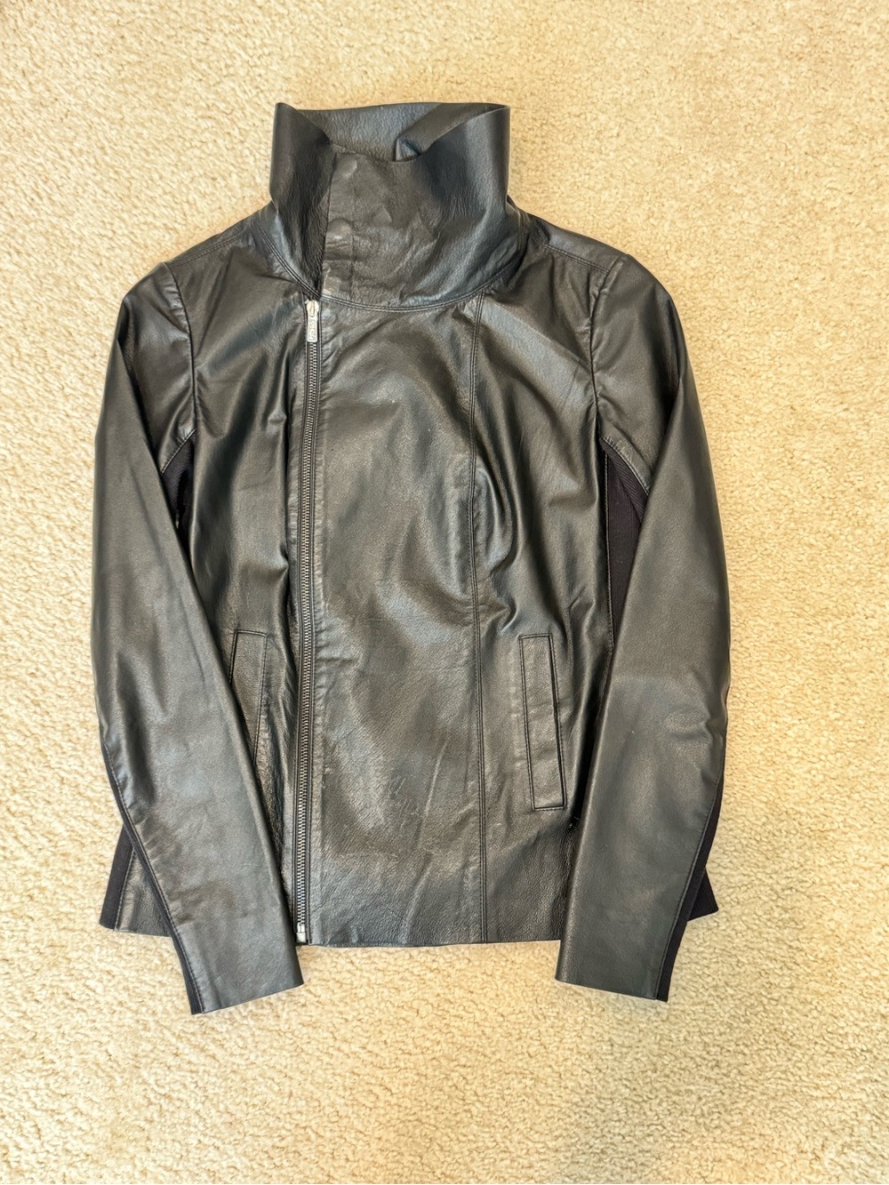 🔹 Kirna Zabête Black Genuine Leather Funnel Neck Jacket – Size M Amazing! - Picture 2 of 10